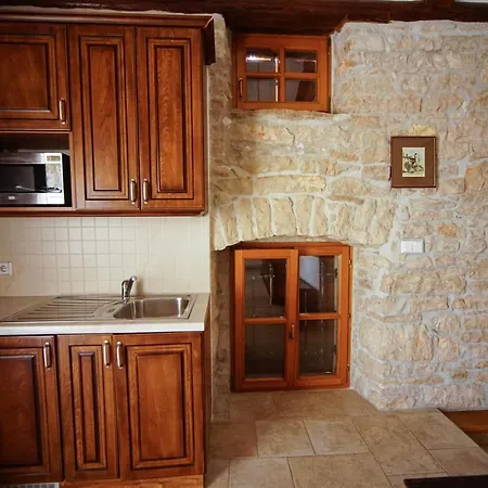 Stapo Apartment